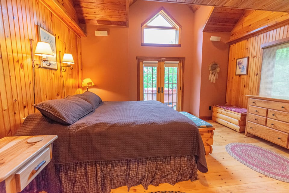 Master Bedroom with King Bed, first floor