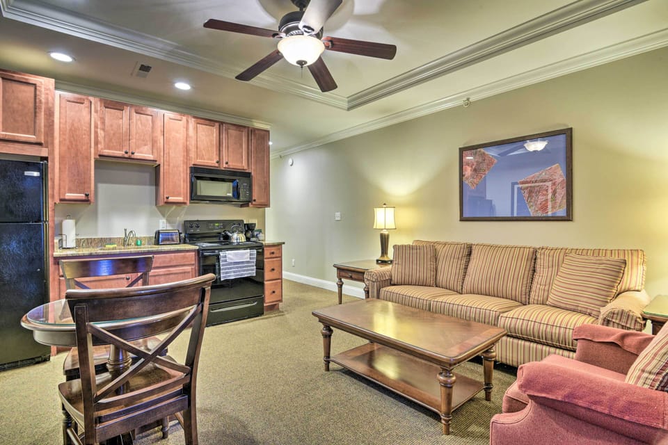 Living Room | Central A/C | Free WiFi