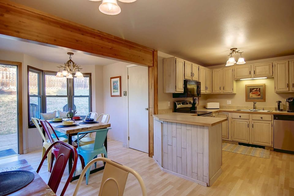 A beautiful open kitchen makes it easy to entertain your guest while cooking.