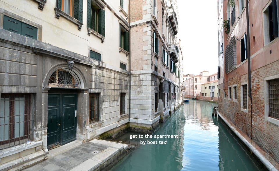 water door access, get even by taxi boat