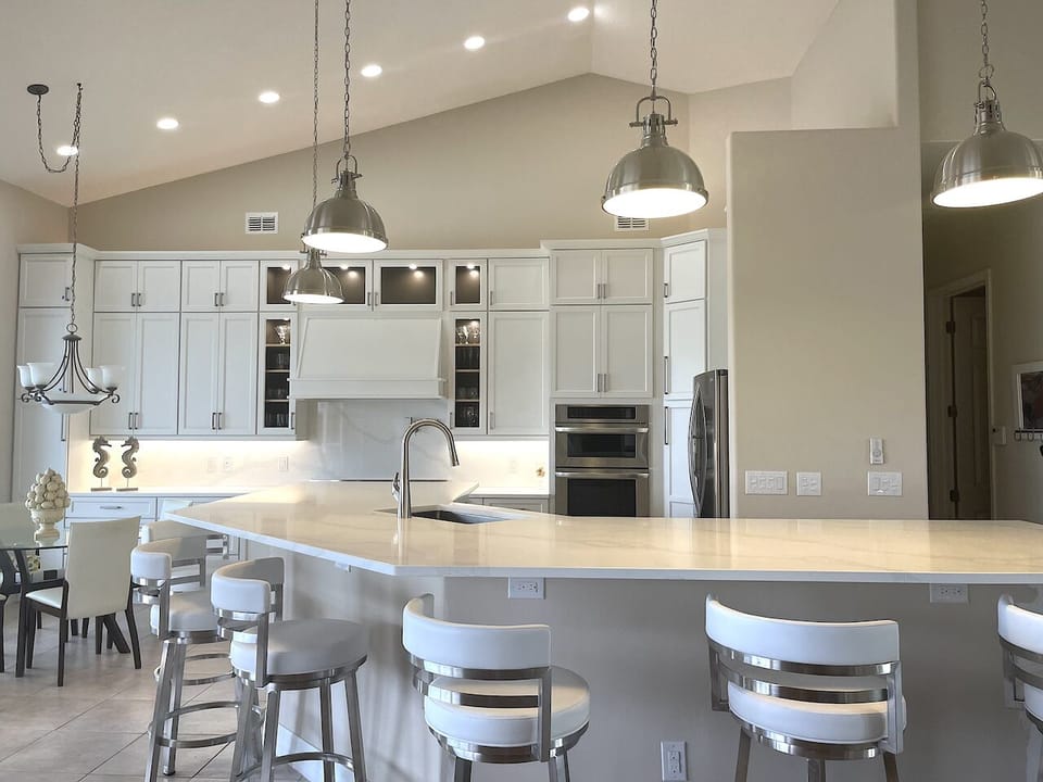 Eat In Kitchen