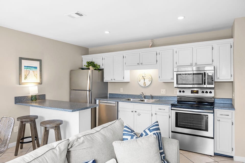 Inlet Dunes 209 Kitchen