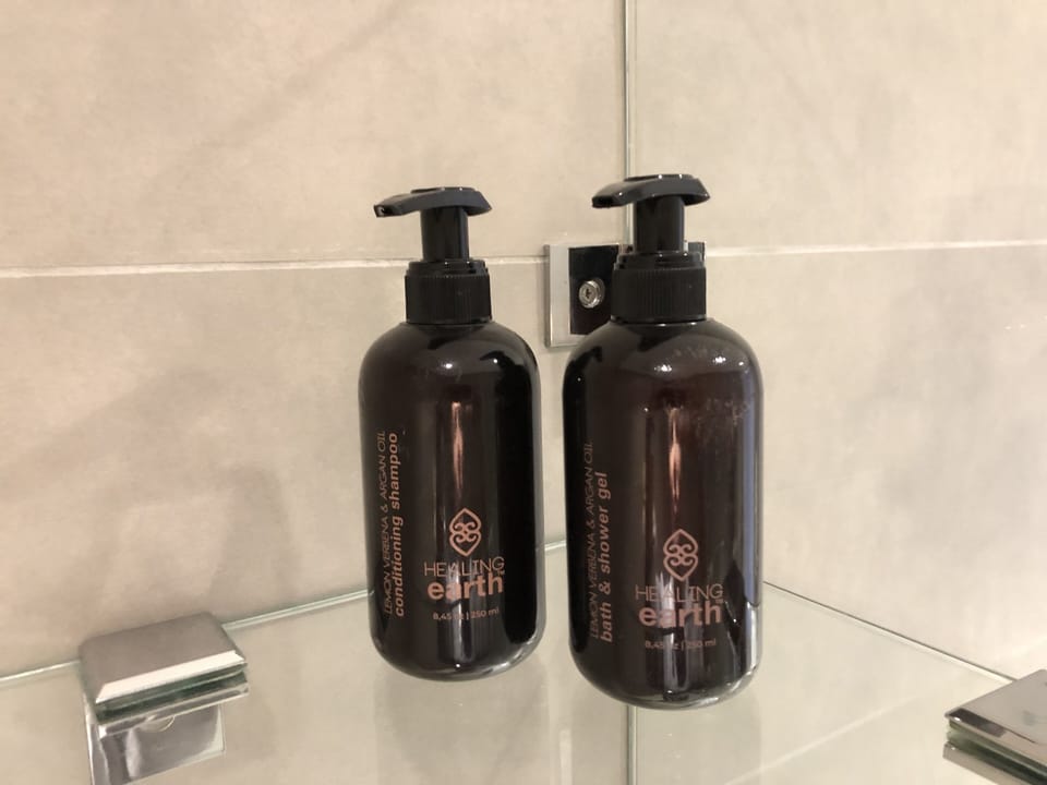 Bathroom amenities