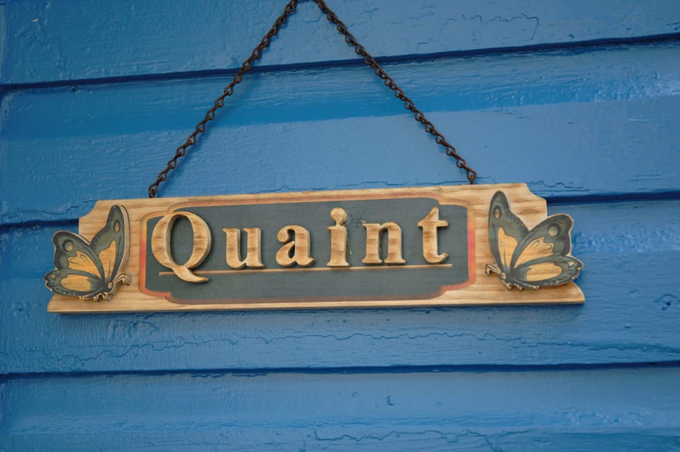 Quaint Unit Sign