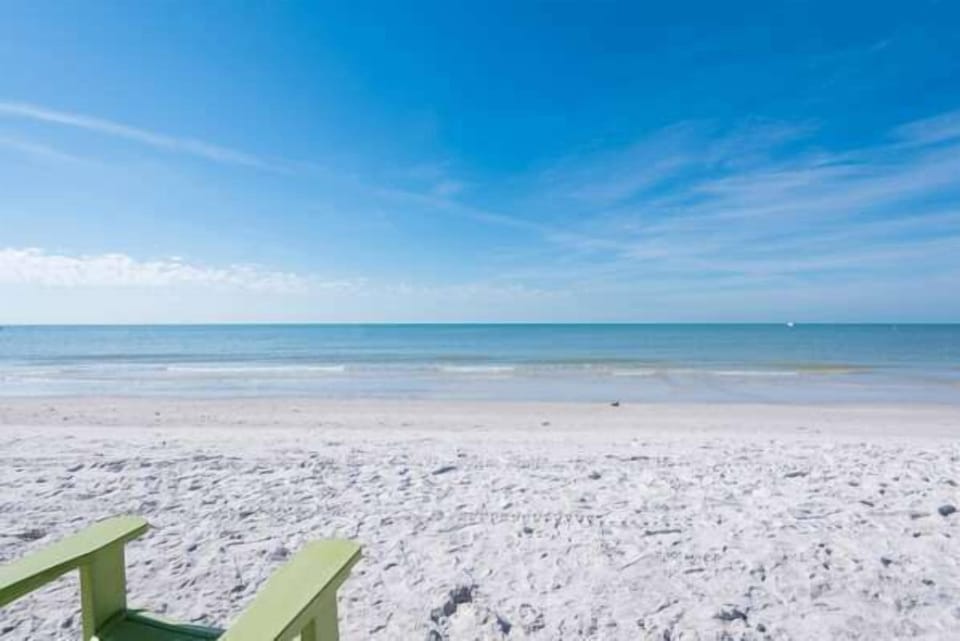 Wide World Class Beach