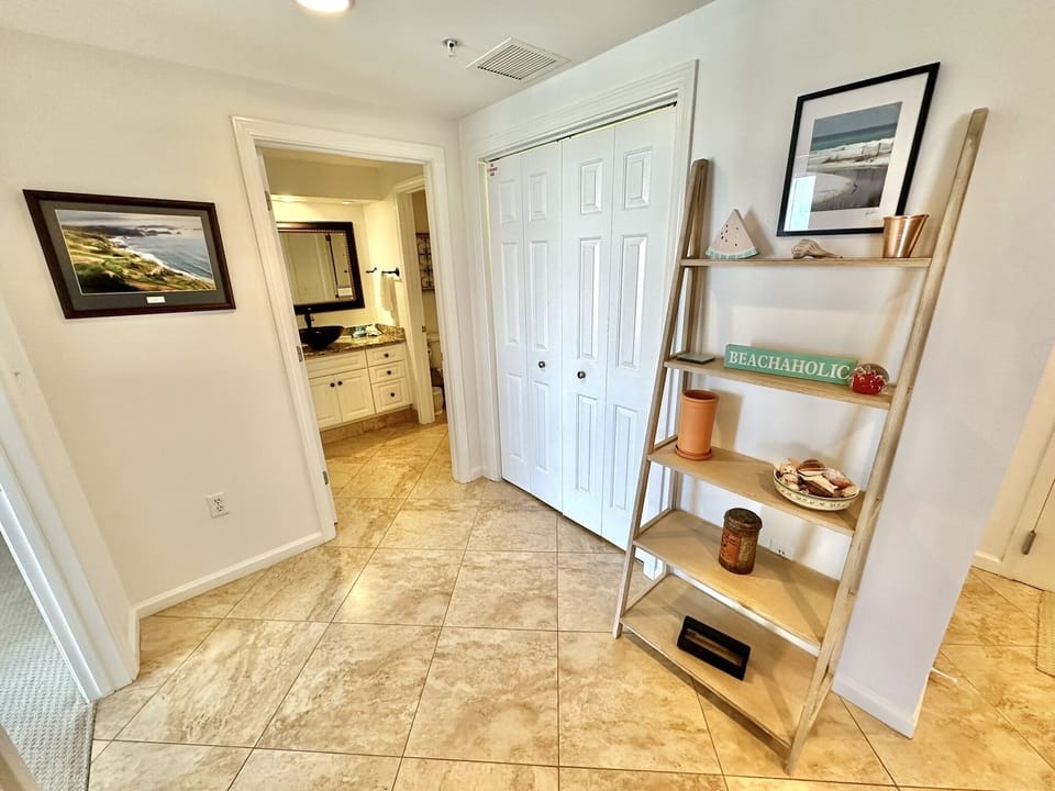 Guest Bathroom & Laundry Closet