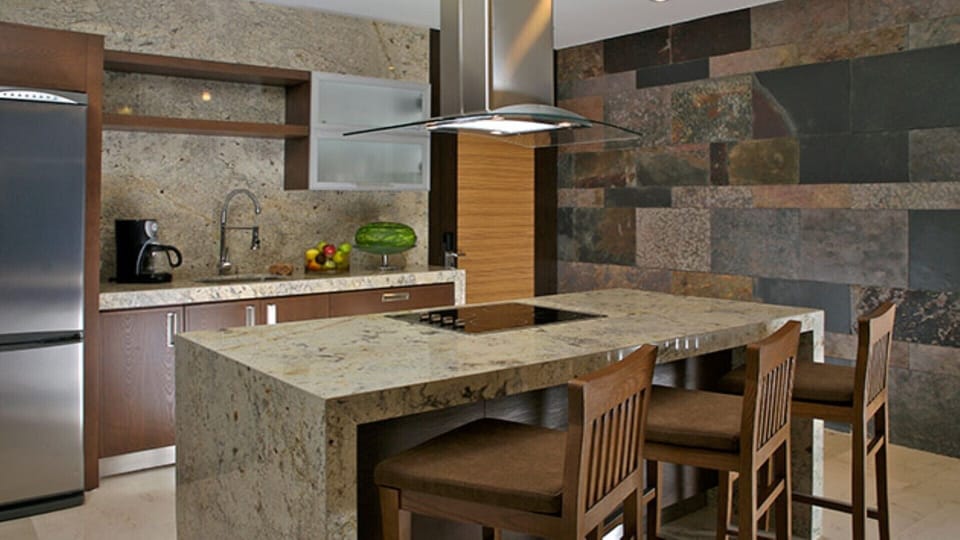 Gorgeous kitchen for entertaining, take out or cooking! All you need is here!