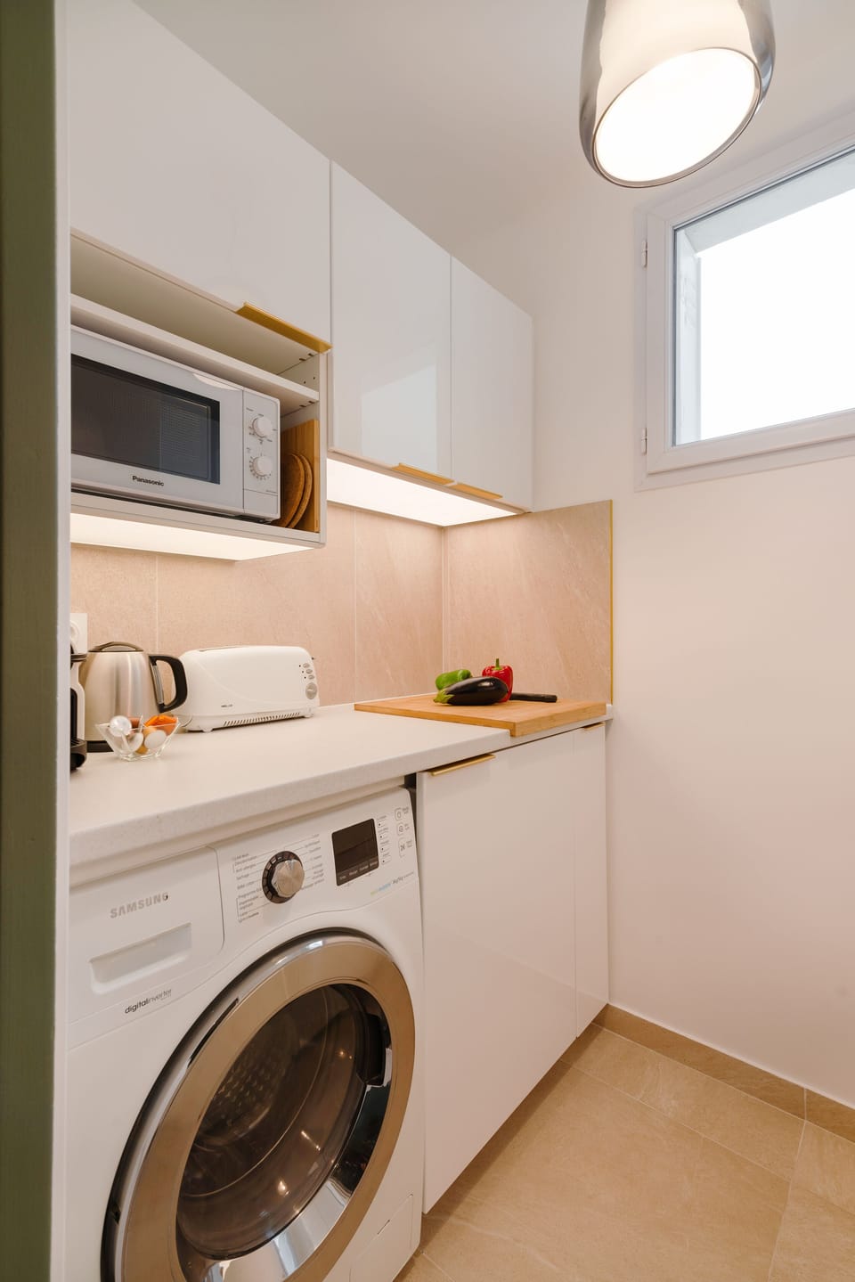 washer and dryer, micro wave/grill