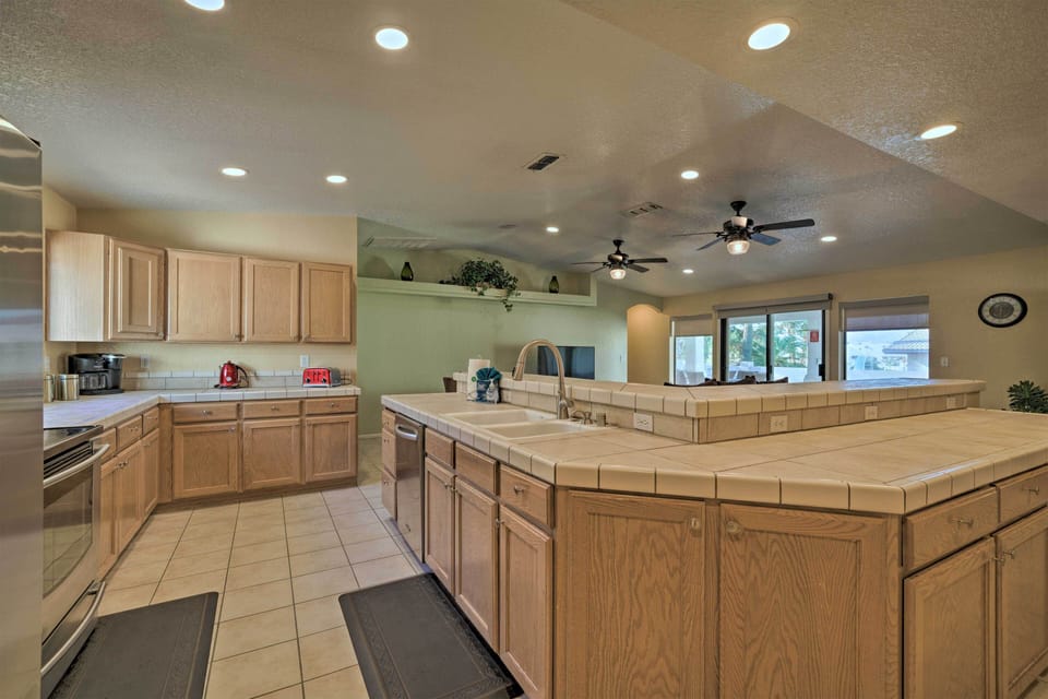 Kitchen | Cooking Basics | Bar Seating