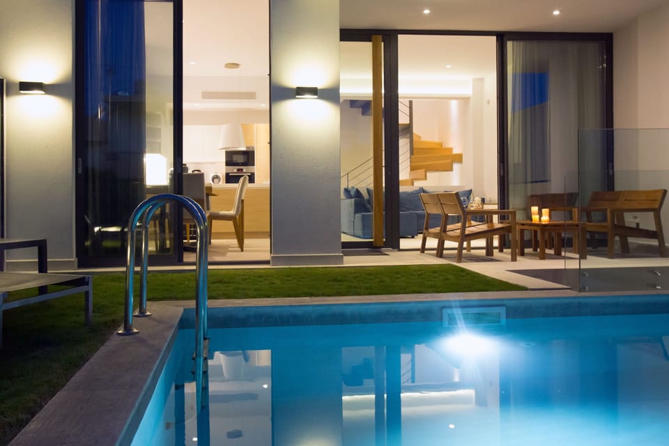 VILLA K - Poool area & patio