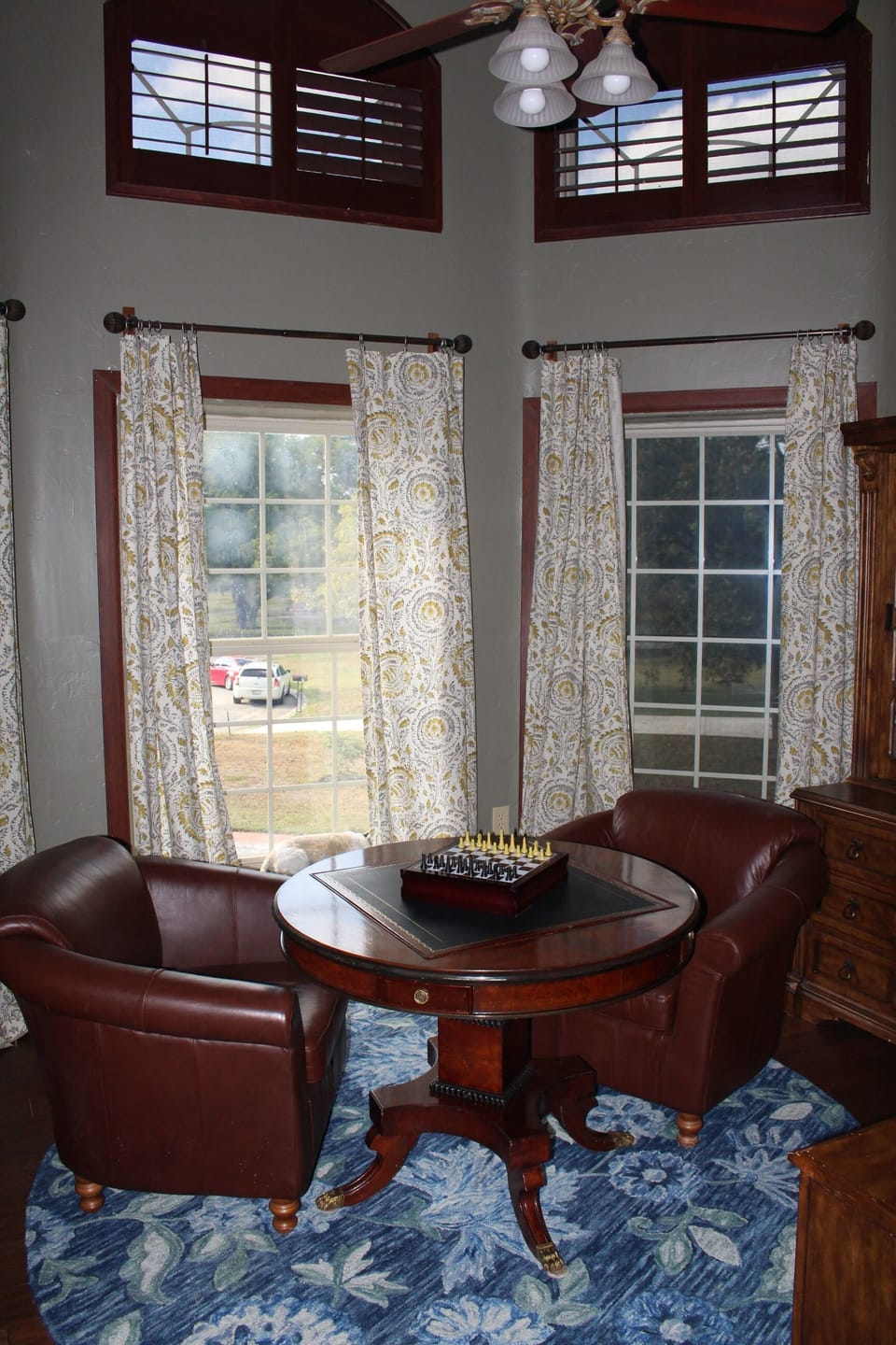 Study and card game table