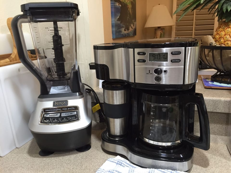 Lots of high class amenities, Ninja Power Blender, Hamilton Coffebrewer etc..