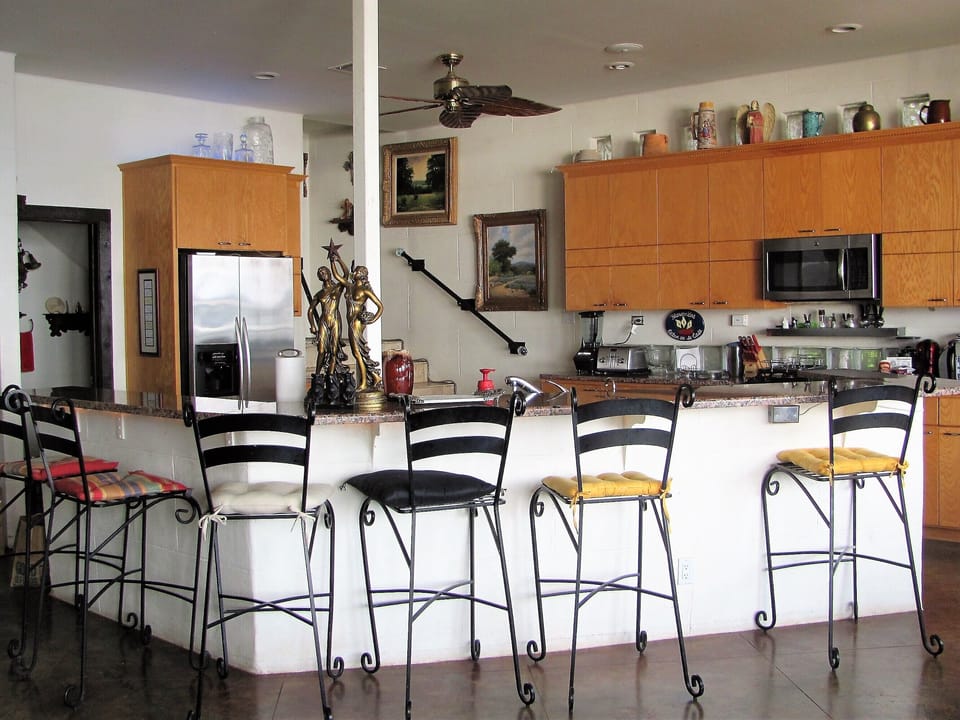 Kitchen area 