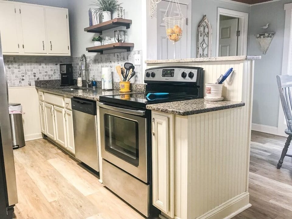 Fully equipped kitchen