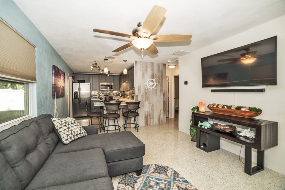 Powerful fan and Central AC keep home cool and comfortable. 