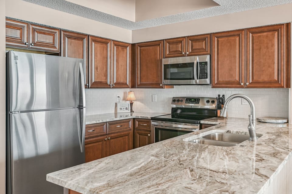 New granite counter, new backsplash.