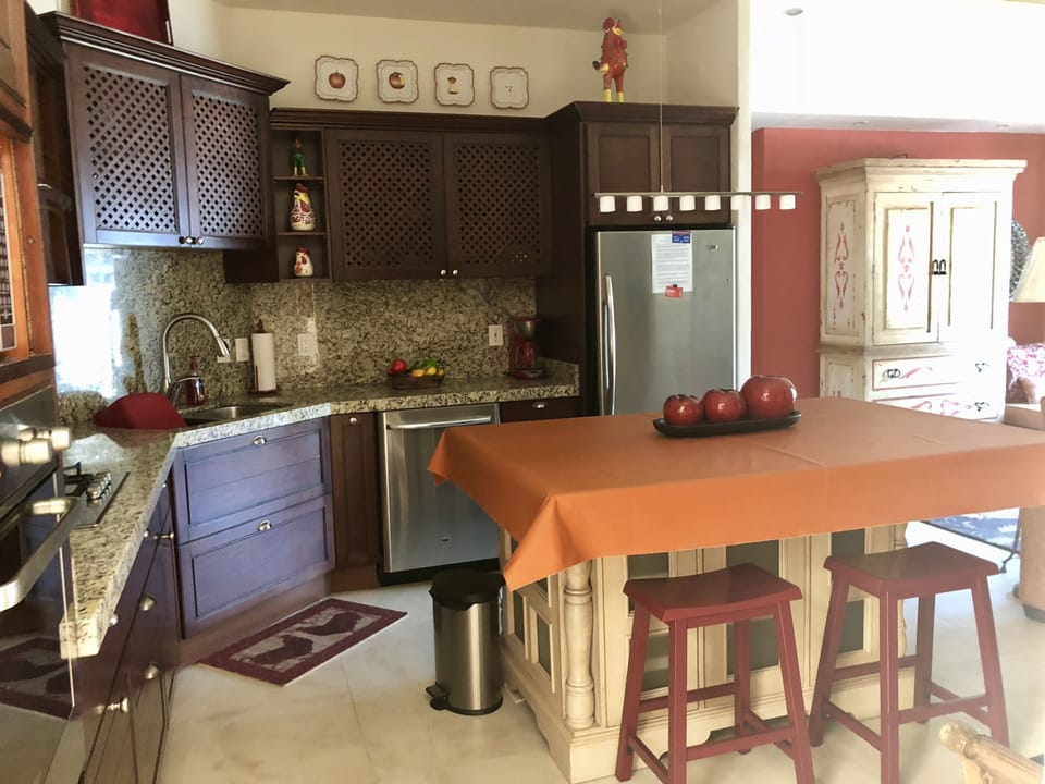 Condo - Image 18