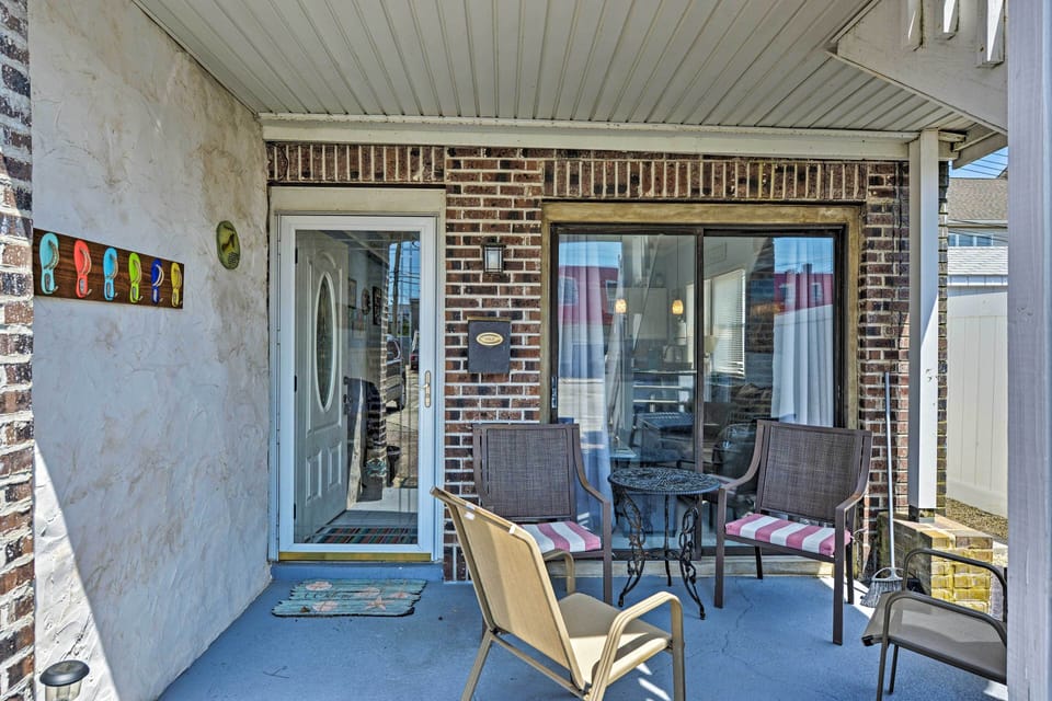 Furnished Patio