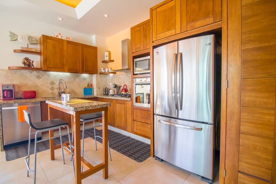 Condo - Image 8