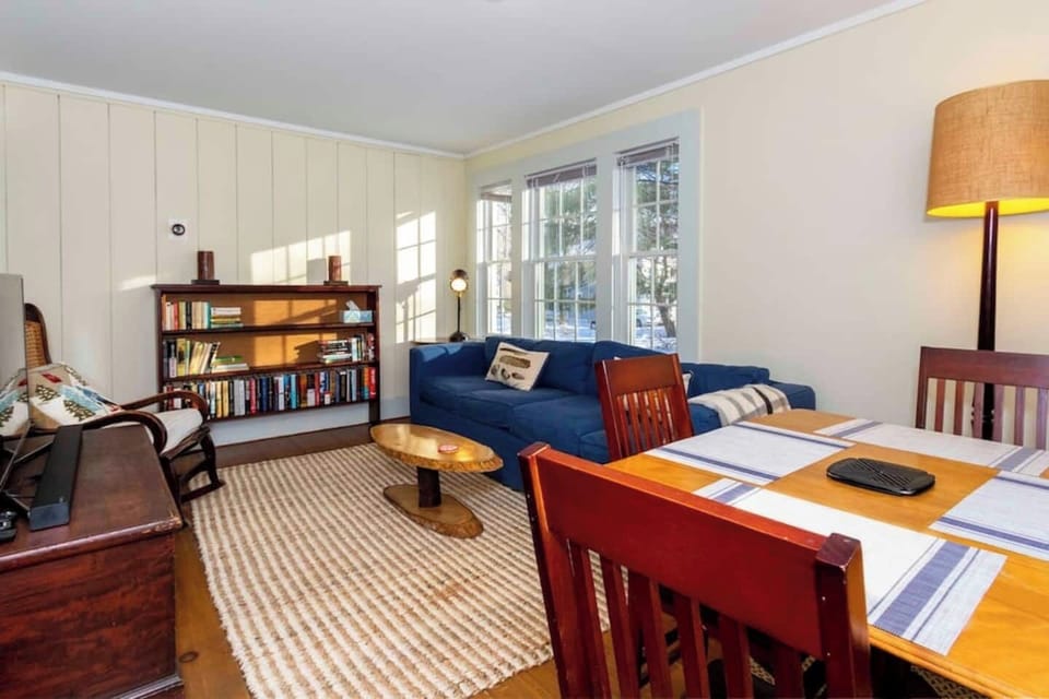 "Great location, comfortable, and spacious. A great home base for a fly-fishing trip to southern Vermont!" - Taylor, *****