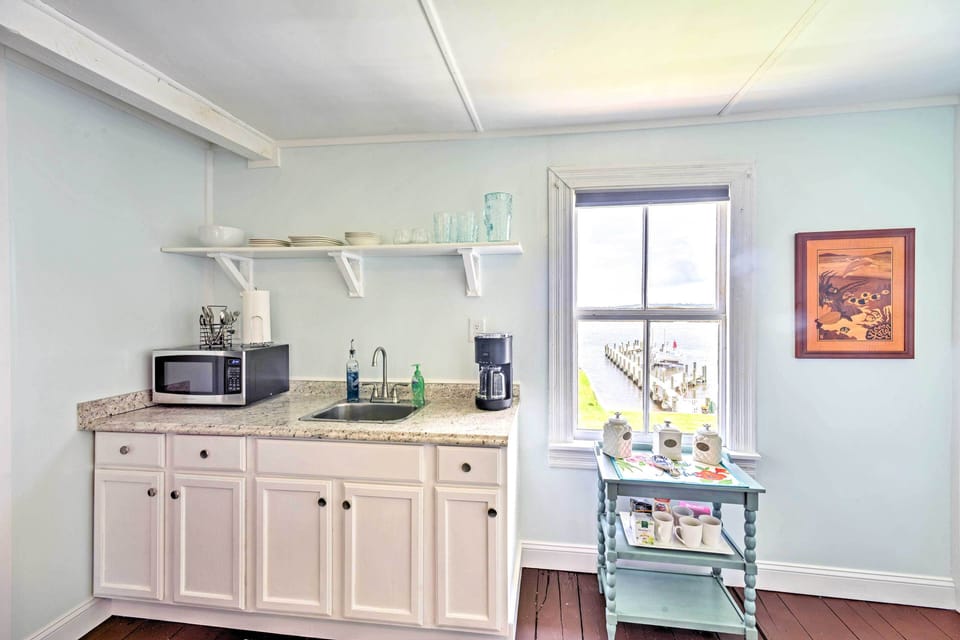 Kitchenette