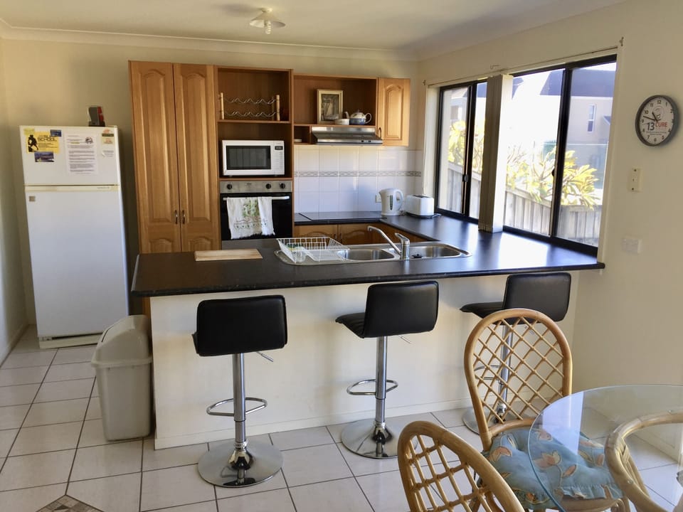 Kitchen /Dining