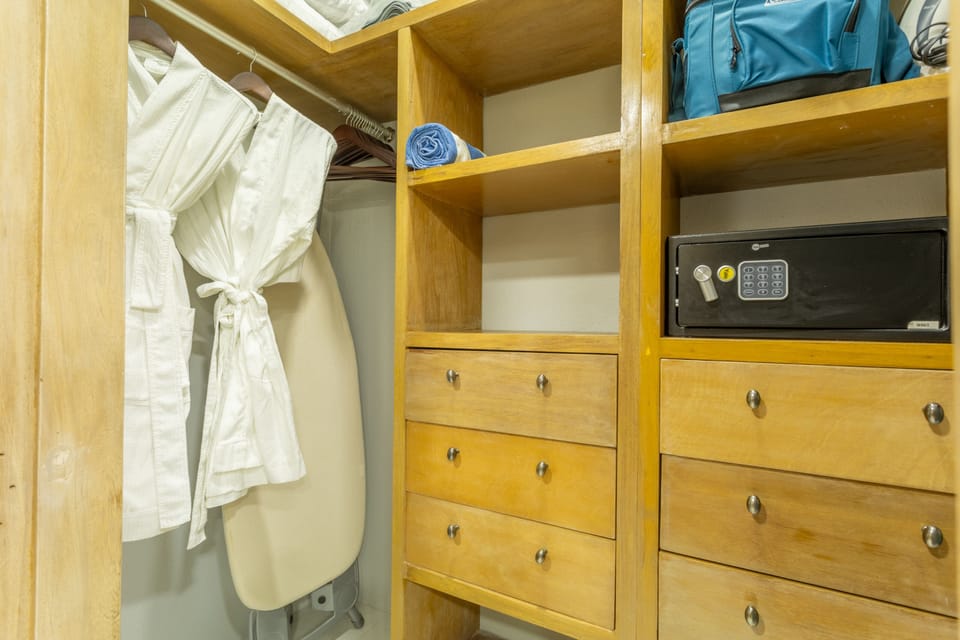Penthouse - Image 22
