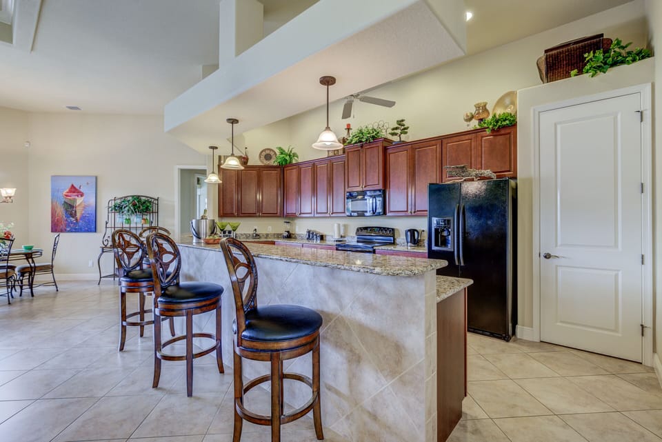 Kitchen bar with seating