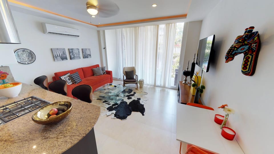 Condo - Image 1