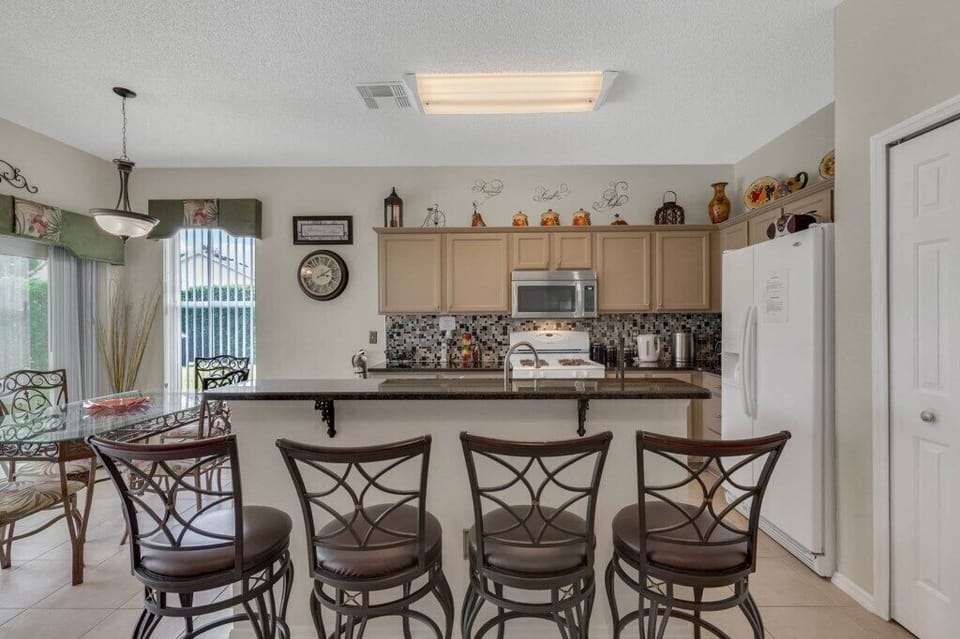 131-mary-jo-ln--davenport--fl-33897----09---.jpg