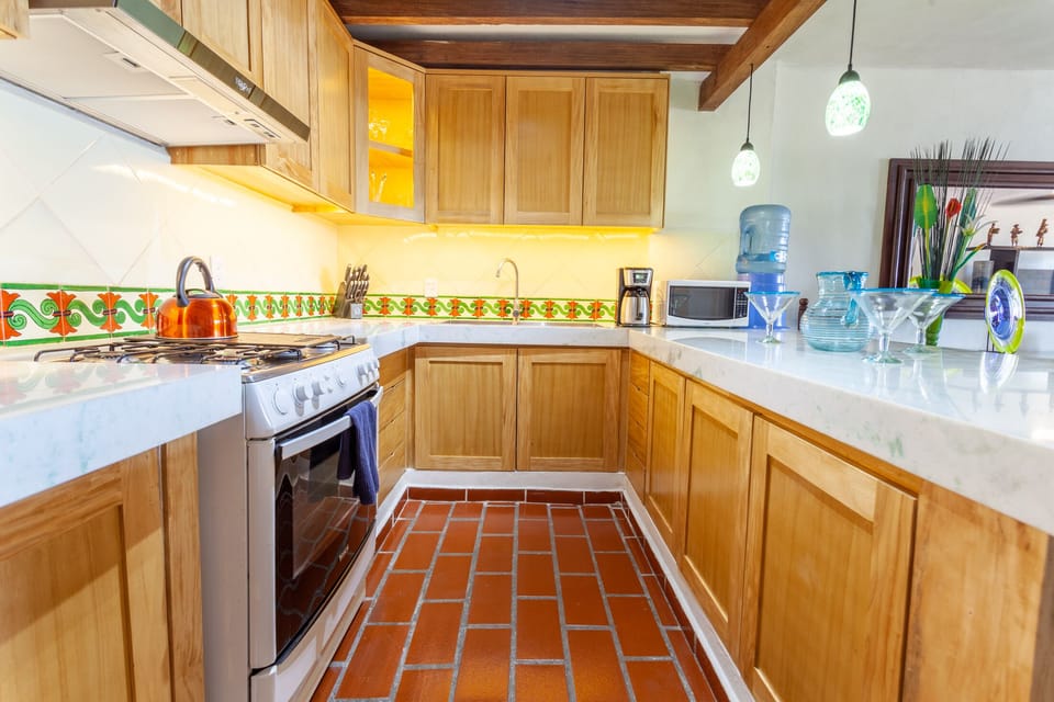 Condo - Image 14