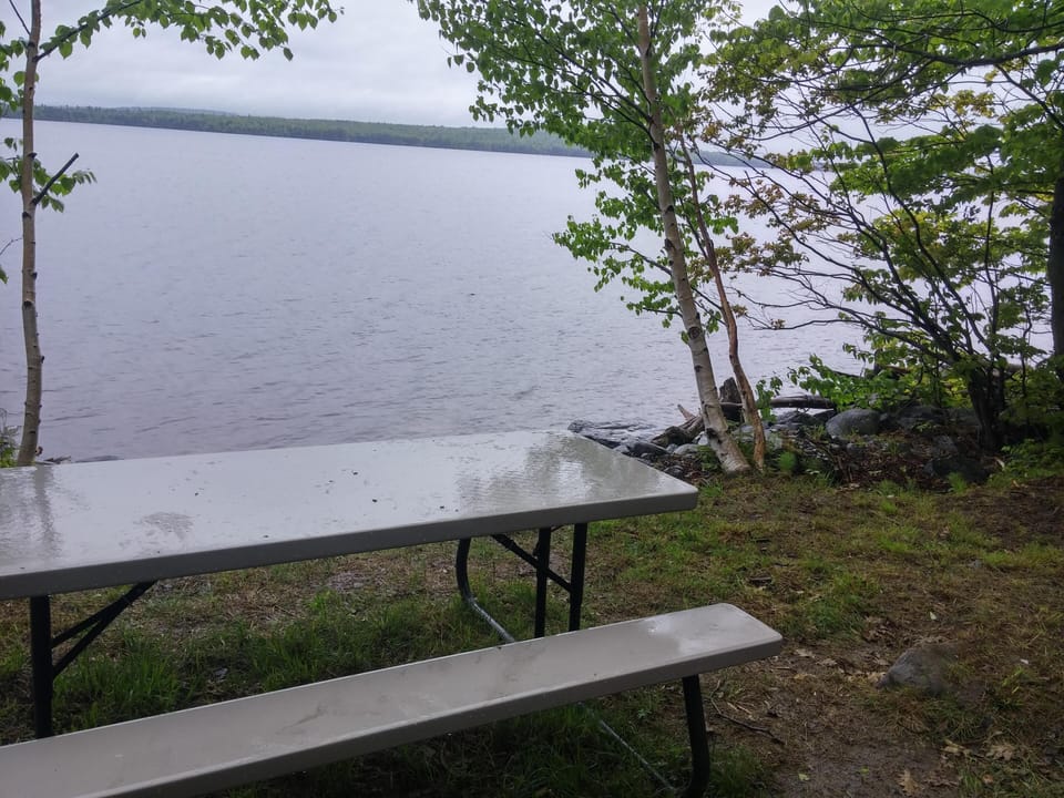 Picnic table
