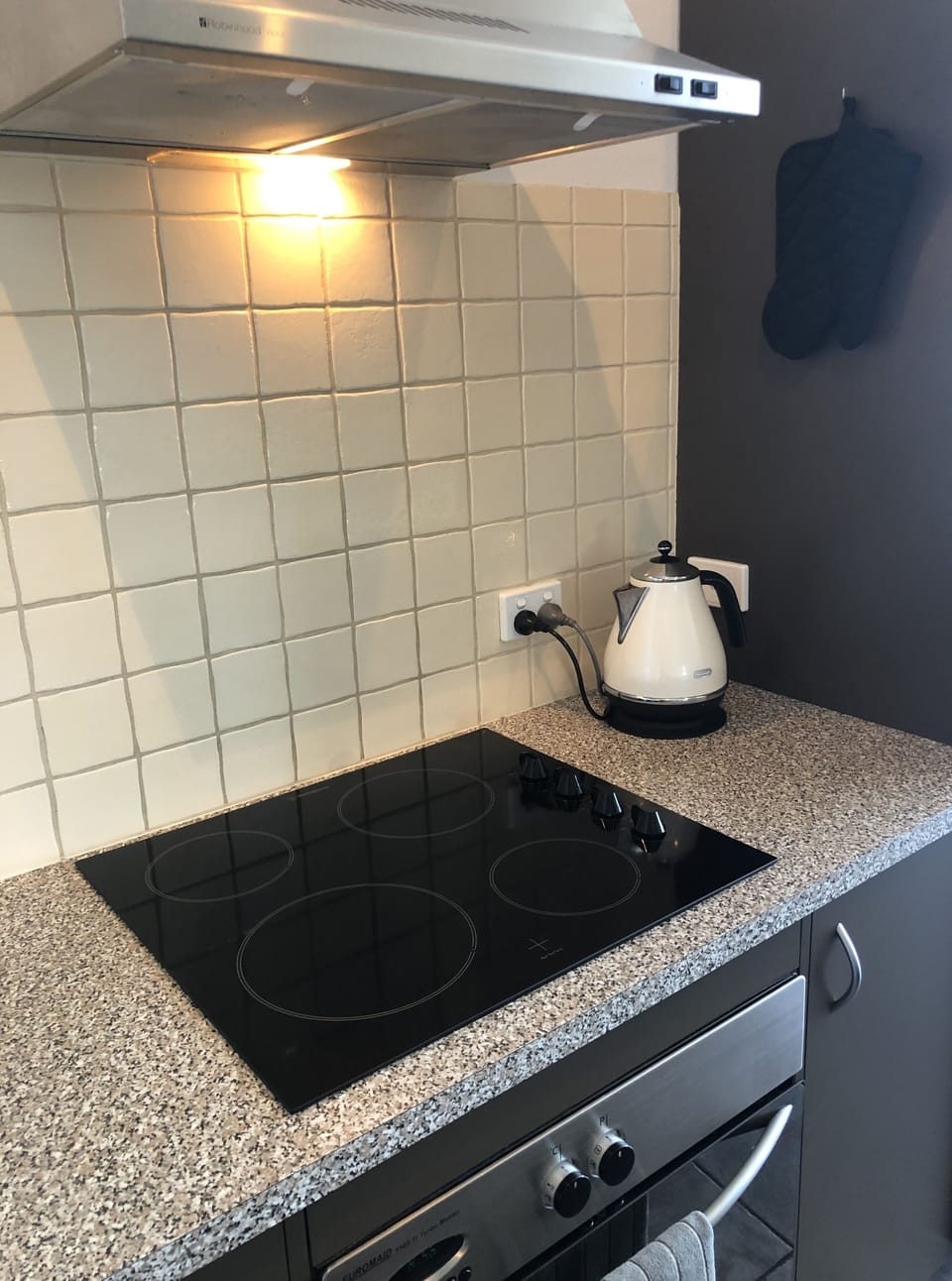 Brand new ceramic cooktop