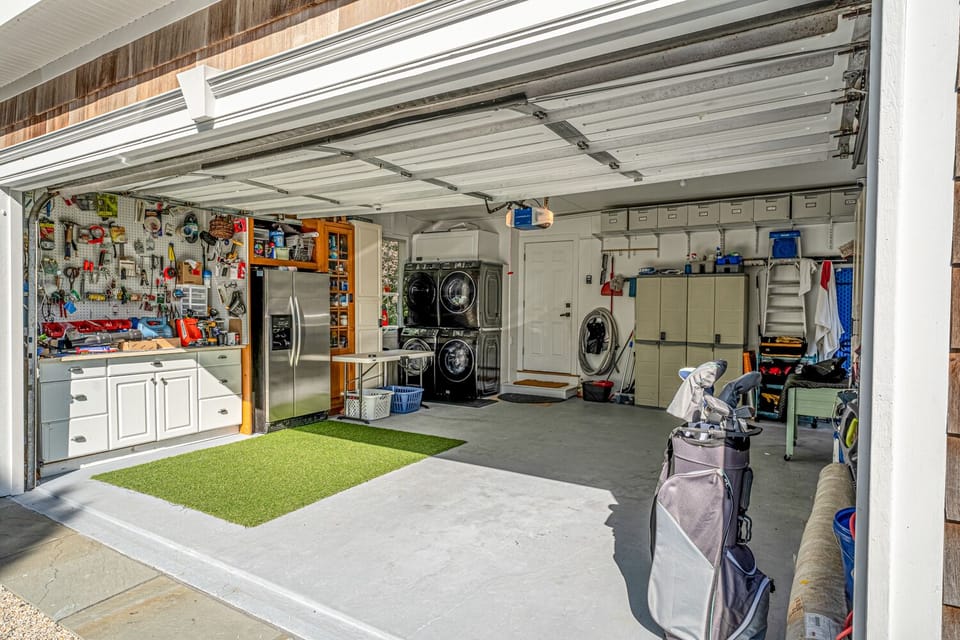 Two Car Garage Dual W/D & Extra Refrig