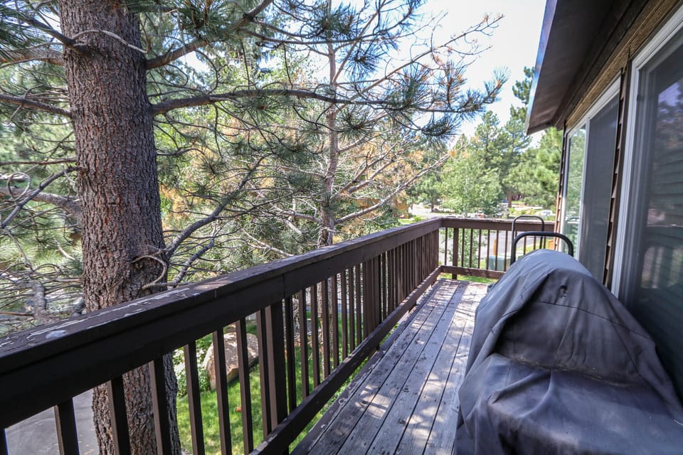 Large Wrap-around Deck