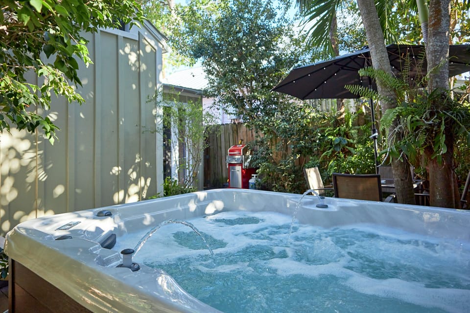 Hot tub in paradise