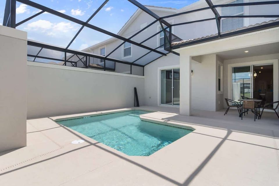 Outdoor Patio with Swimming Pool