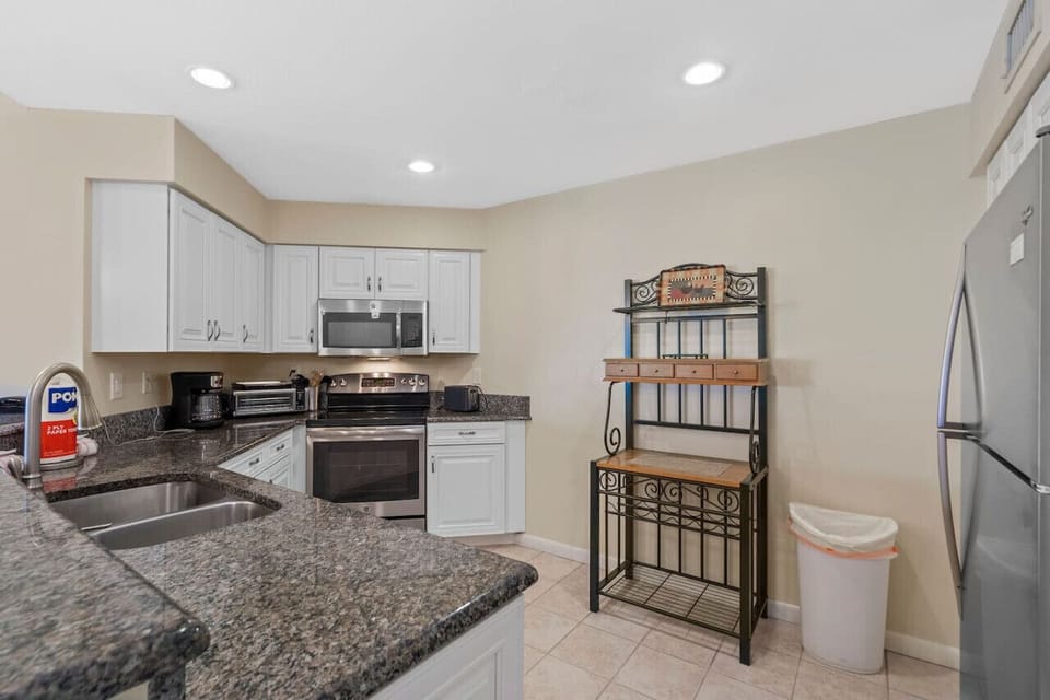 Spacious Kitchen