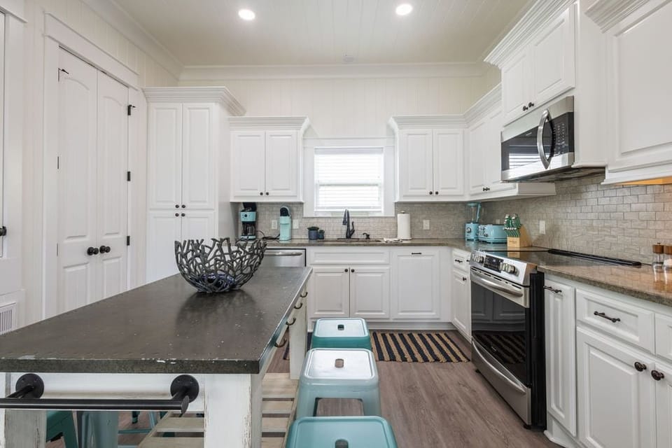 Newly renovated kitchen.
