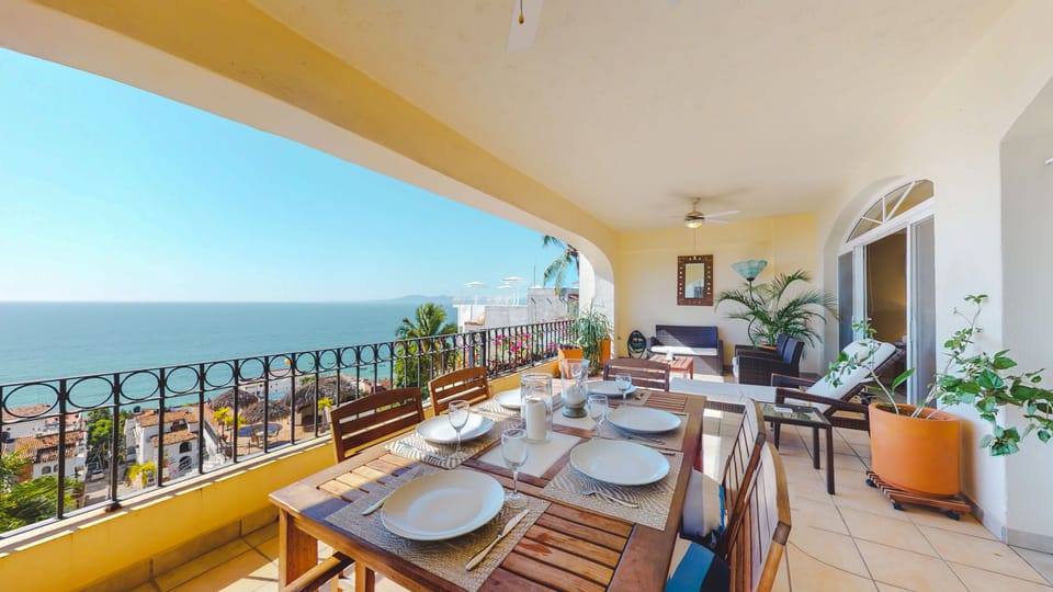 Condo - Image 1