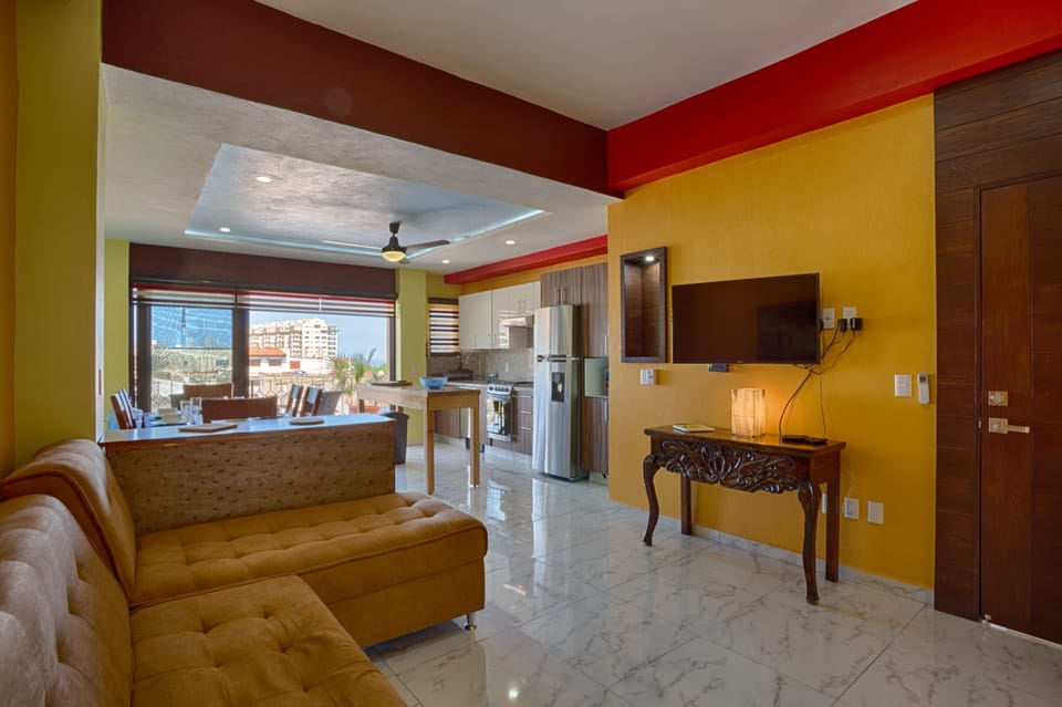 Condo - Image 7
