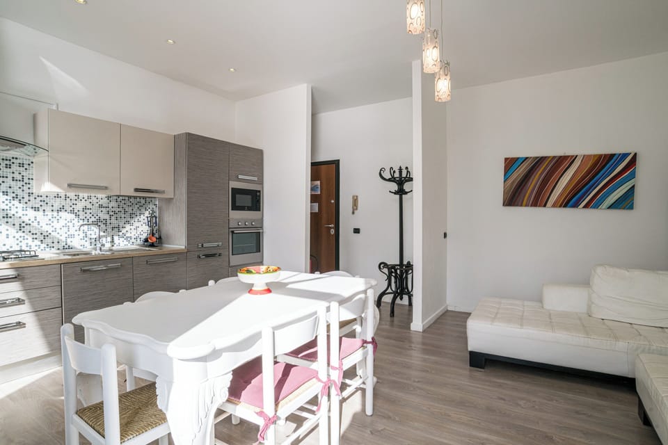 Kitchen and dining area