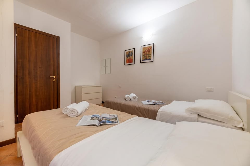 Second bedroom