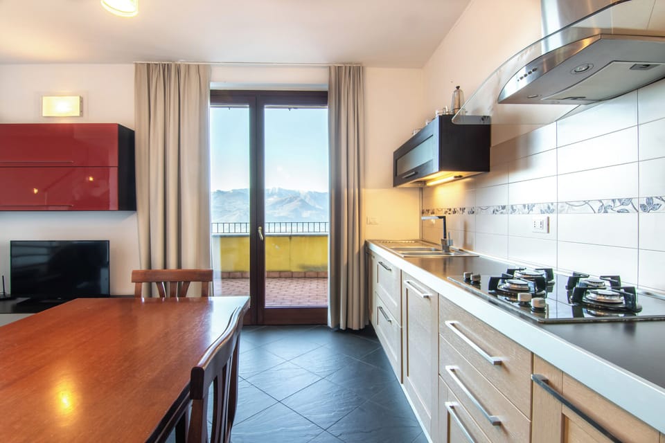 Kitchen and dining area