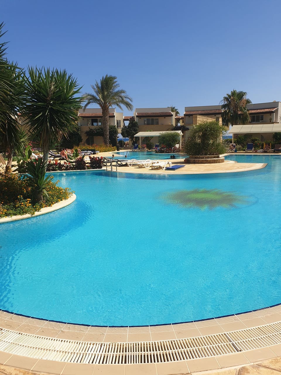 1 of the 3 pools plus kids pool.