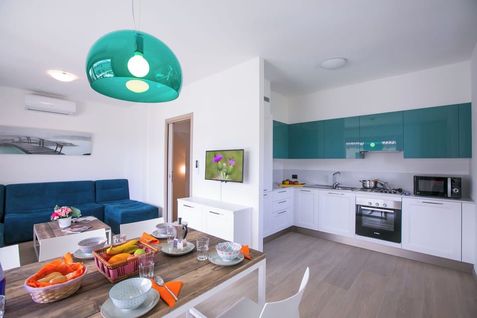 Kitchen and dining area