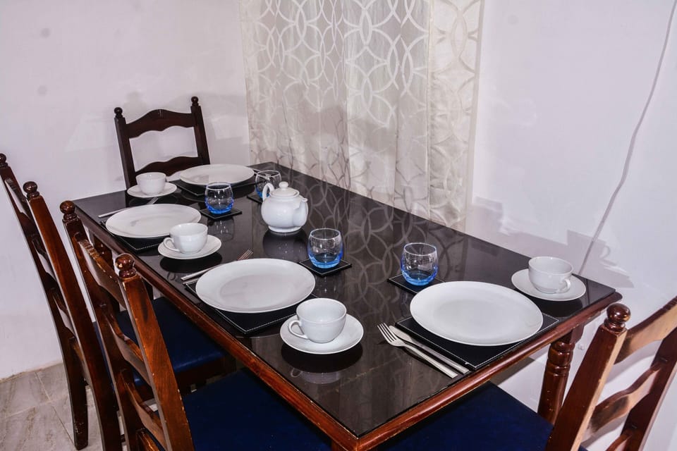 Interior of the cottage

Featuring the dinning area