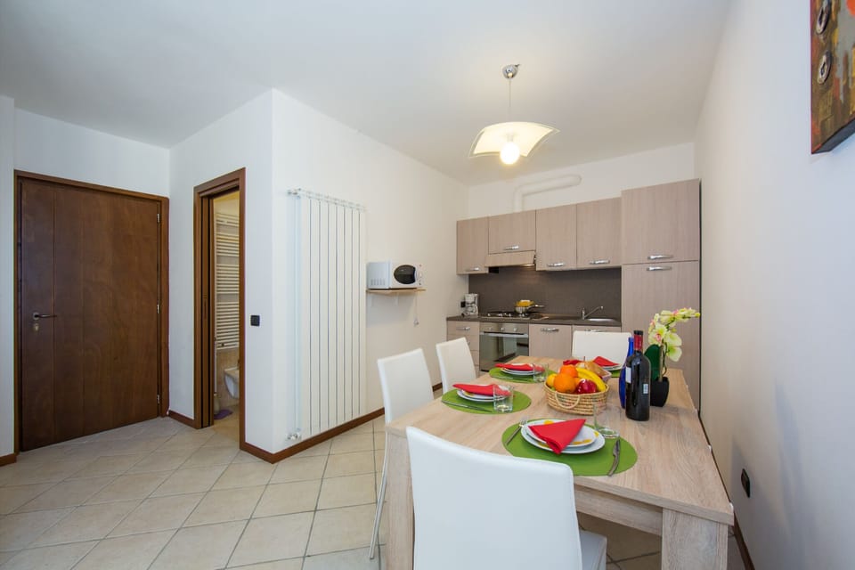 Kitchen and dining area