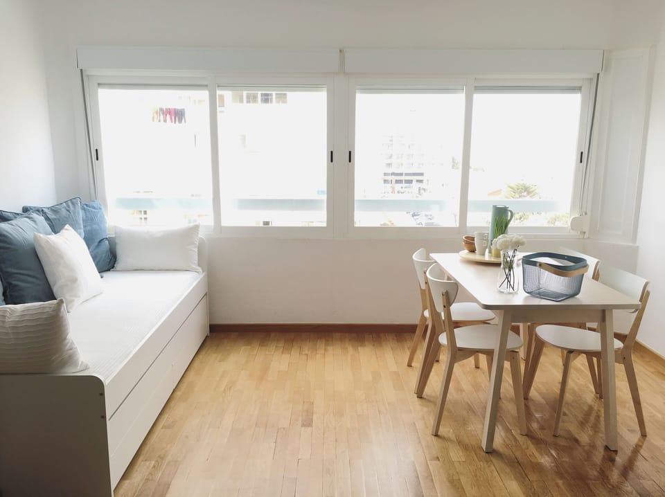 Dining area
Sofa / 2 single beds for children