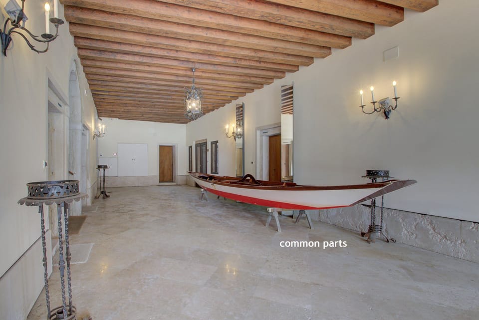 the Palace, common parts